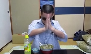 [syamu]Japanese gay boy Junpei makes a curry with pork cutlet and inroad