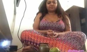 Indian aunty showing pussy and bigboobs