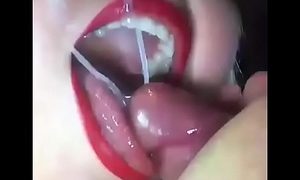 Very sexy cum at disburse mouth